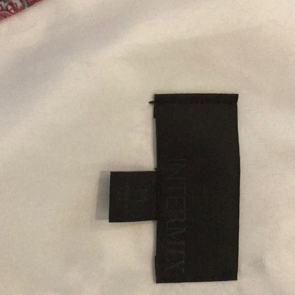 INTERMIX Silk blouse. - Picture 3 of 3